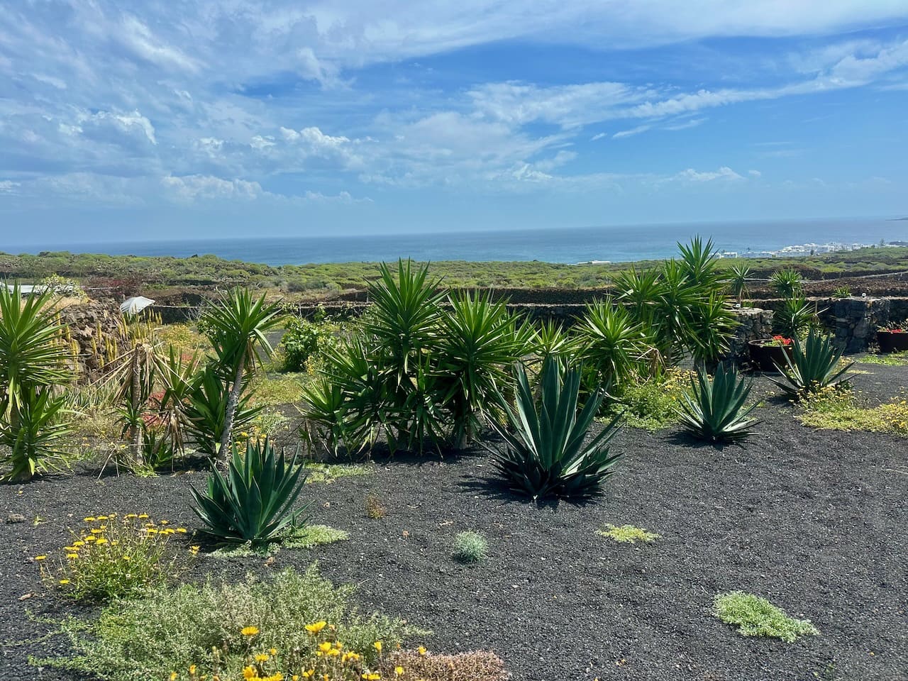 2 bedroom Finca/Country House for sale in Arrieta - € 425,000 (Ref: 9727022)