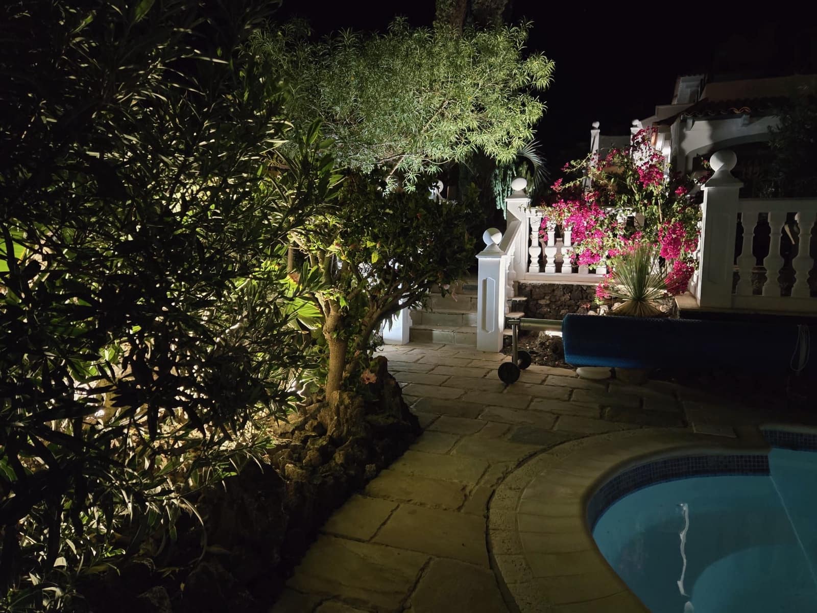 4 bedroom Villa for sale in Caleta de Fuste with pool - € 849,000 (Ref: 9737871)