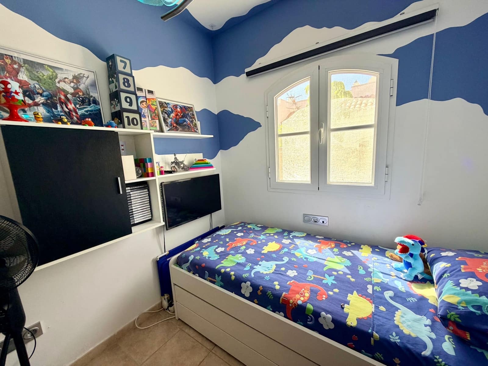 4 bedroom Villa for sale in Caleta de Fuste with pool - € 849,000 (Ref: 9737871)