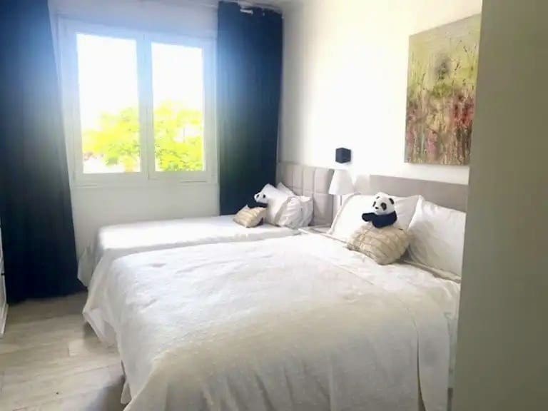 4 bedroom Villa for sale in Costa Teguise with pool garage - € 925,000 (Ref: 9742950)