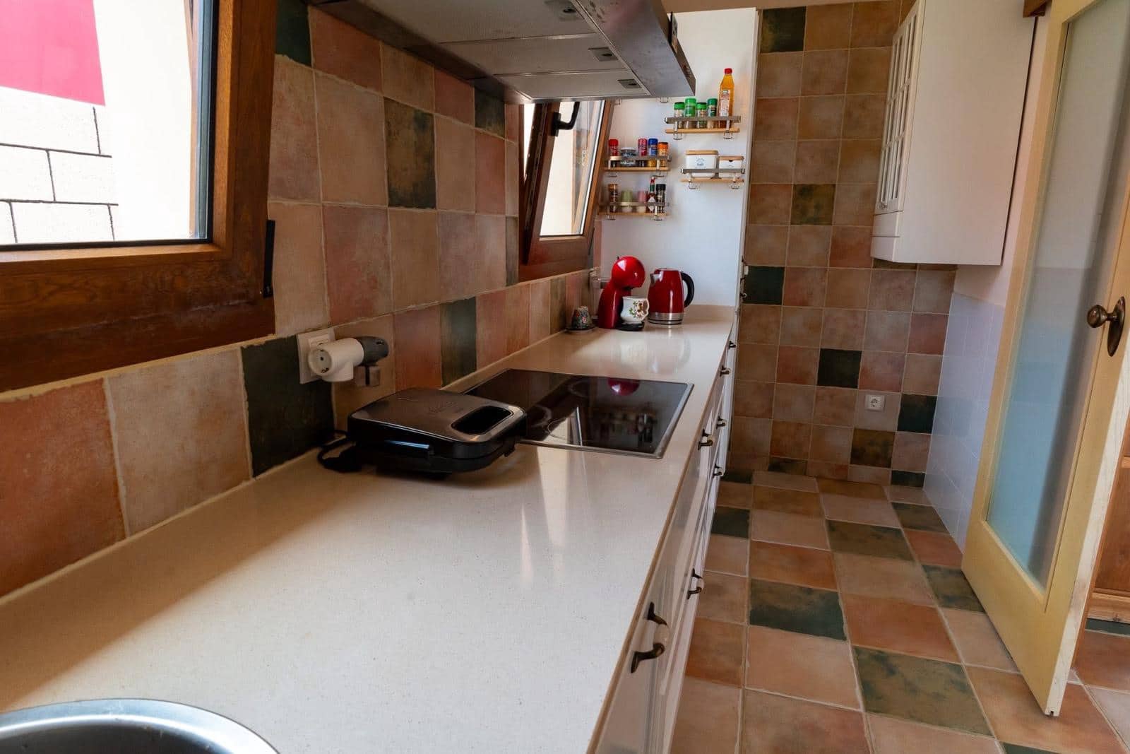 5 bedroom Villa for sale in Caleta de Fuste with pool - € 428,998 (Ref: 9742959)