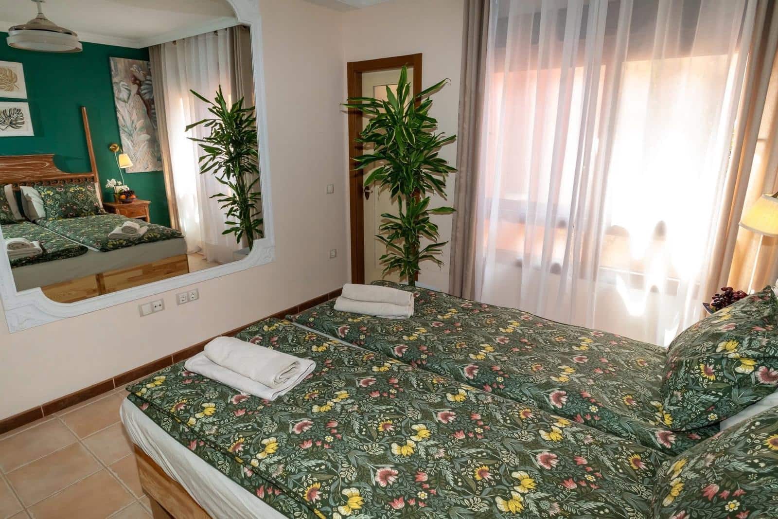 5 bedroom Villa for sale in Caleta de Fuste with pool - € 428,998 (Ref: 9742959)