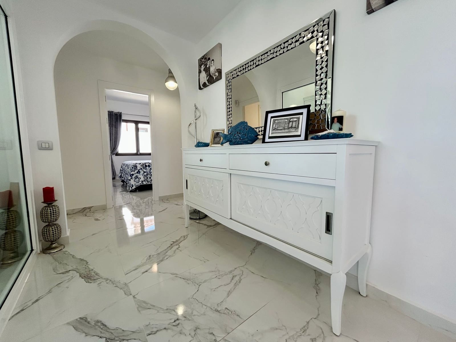 3 bedroom Villa for sale in Caleta de Fuste with pool - € 590,000 (Ref: 9742973)