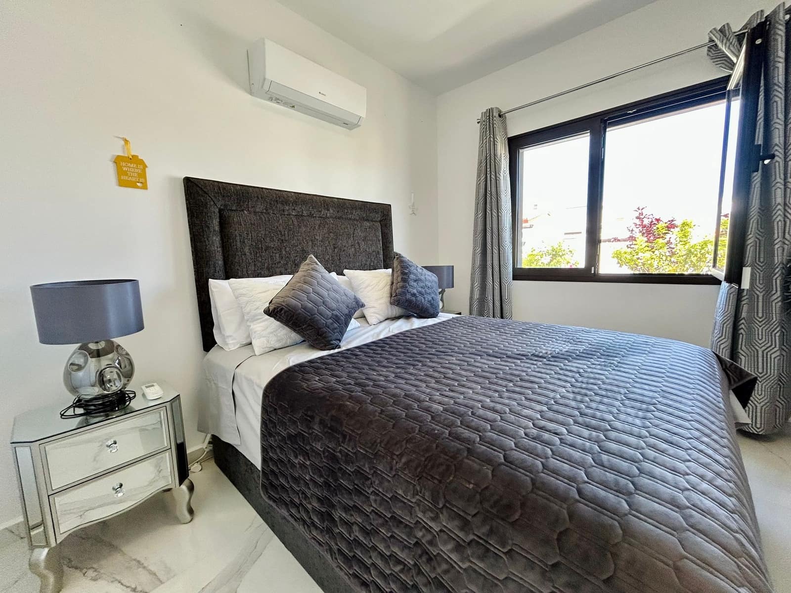 3 bedroom Villa for sale in Caleta de Fuste with pool - € 590,000 (Ref: 9742973)