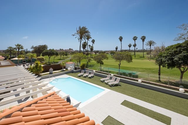 4 soverom Villa til salgs i Caleta de Fuste, Antigua med svømmebasseng garasje - € 940 000 (Ref: 9757538)