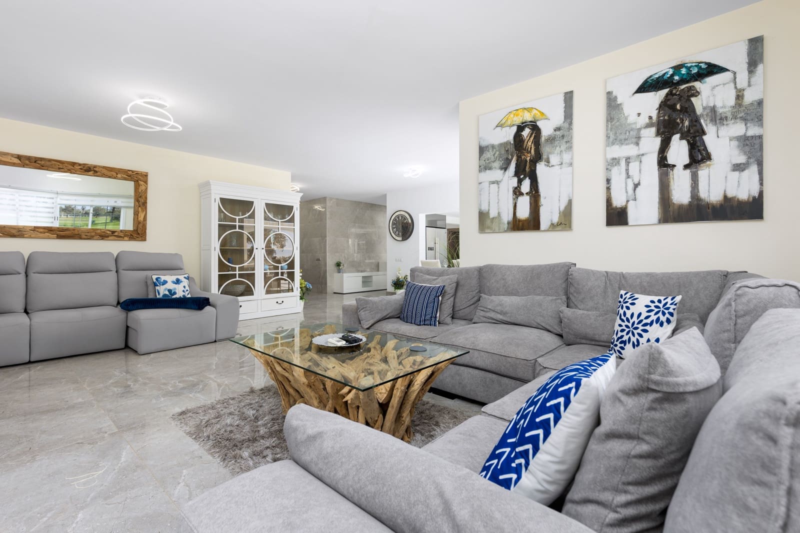 Chalet de 4 habitaciones en Caleta de Fuste en venta con piscina garaje - 940.000 € (Ref: 9757538)