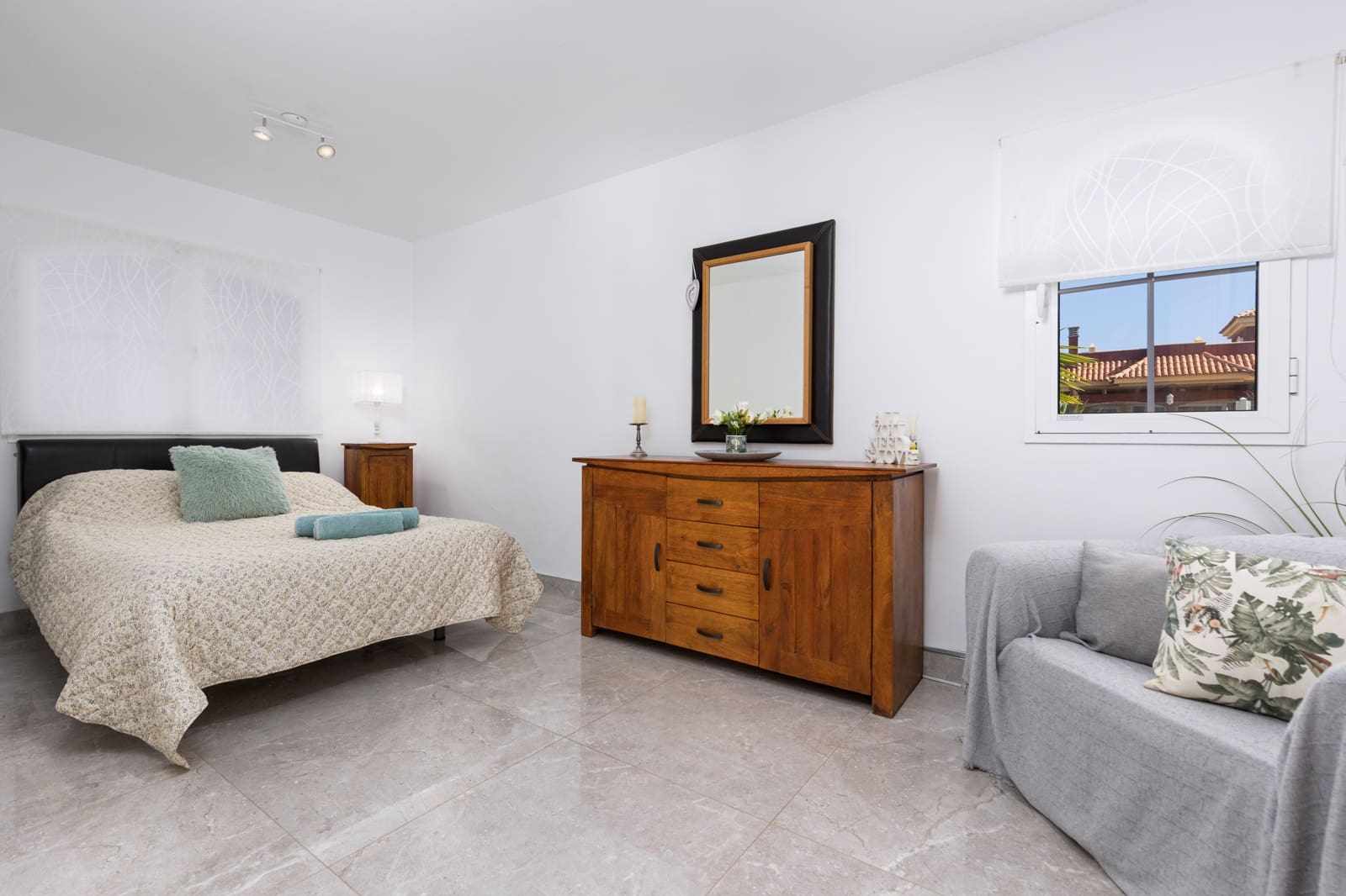 Chalet de 4 habitaciones en Caleta de Fuste en venta con piscina garaje - 940.000 € (Ref: 9757538)