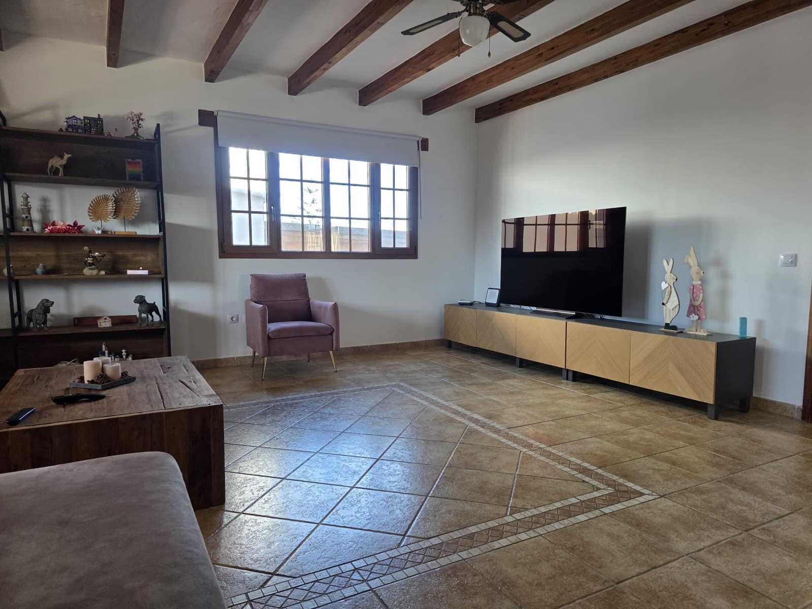 3 makuuhuone Huvila myytävänä paikassa Lajares mukana uima-altaan 
autotalli - 750 000 € (Ref: 9759520)