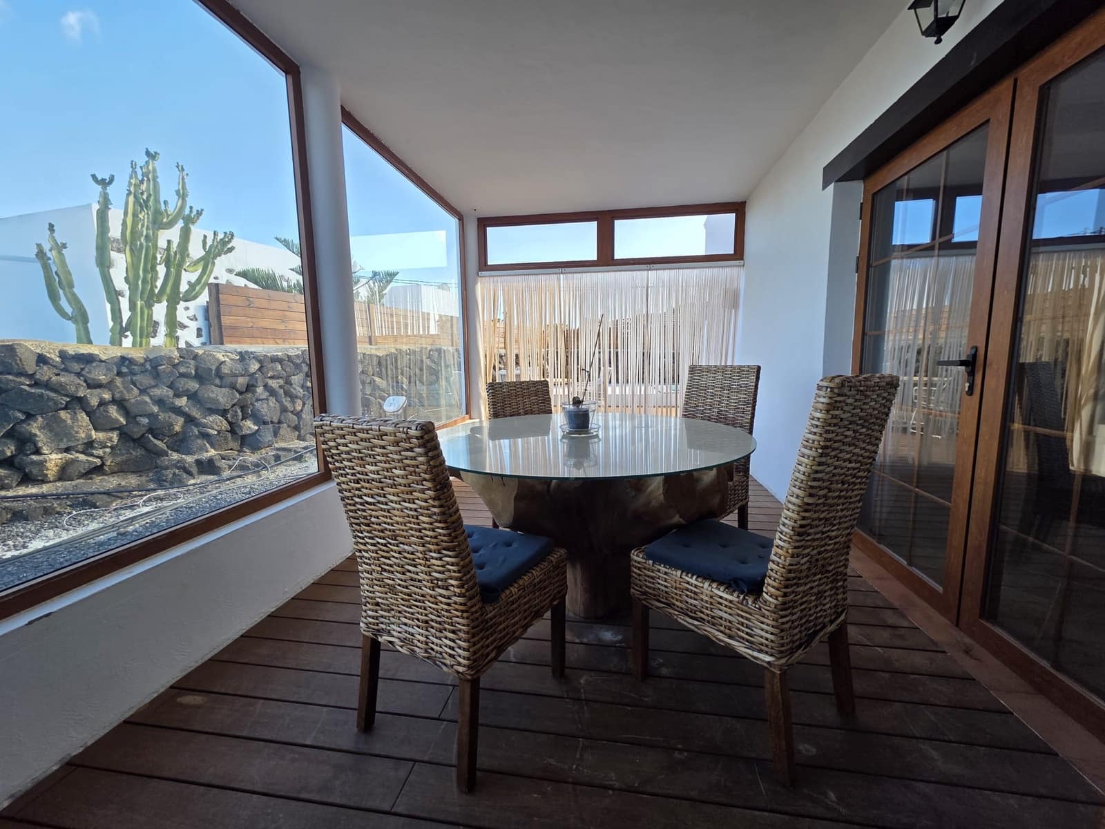 3 makuuhuone Huvila myytävänä paikassa Lajares mukana uima-altaan 
autotalli - 750 000 € (Ref: 9759520)