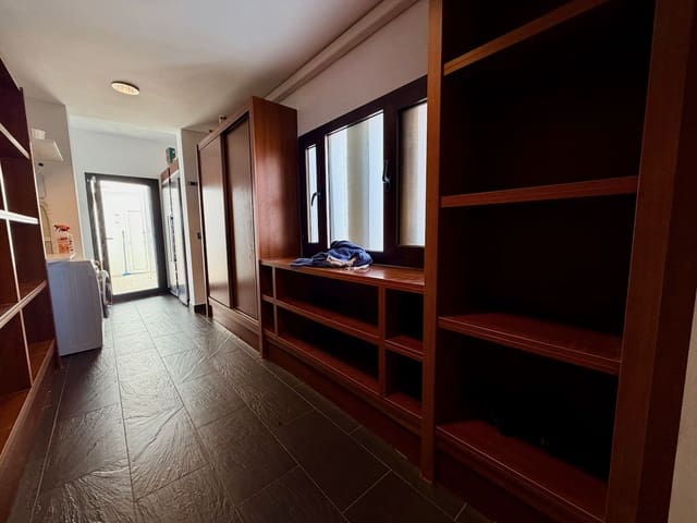 6 slaapkamer Villa te koop in El Time, Puerto del Rosario met zwembad garage - € 710.000 (Ref: 9769045)