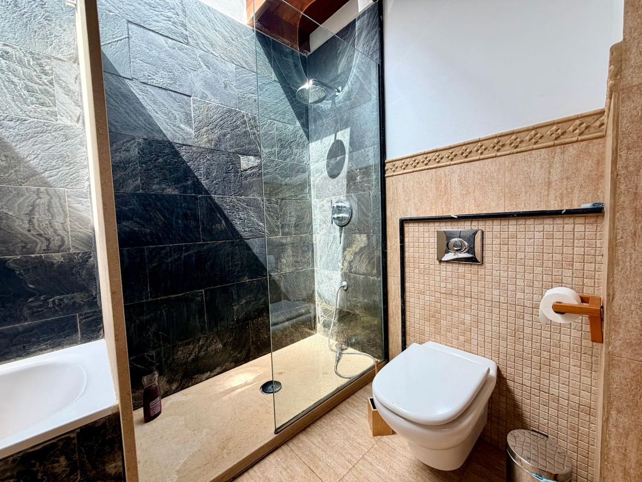 6 slaapkamer Villa te koop in El Time met zwembad garage - € 710.000 (Ref: 9769045)