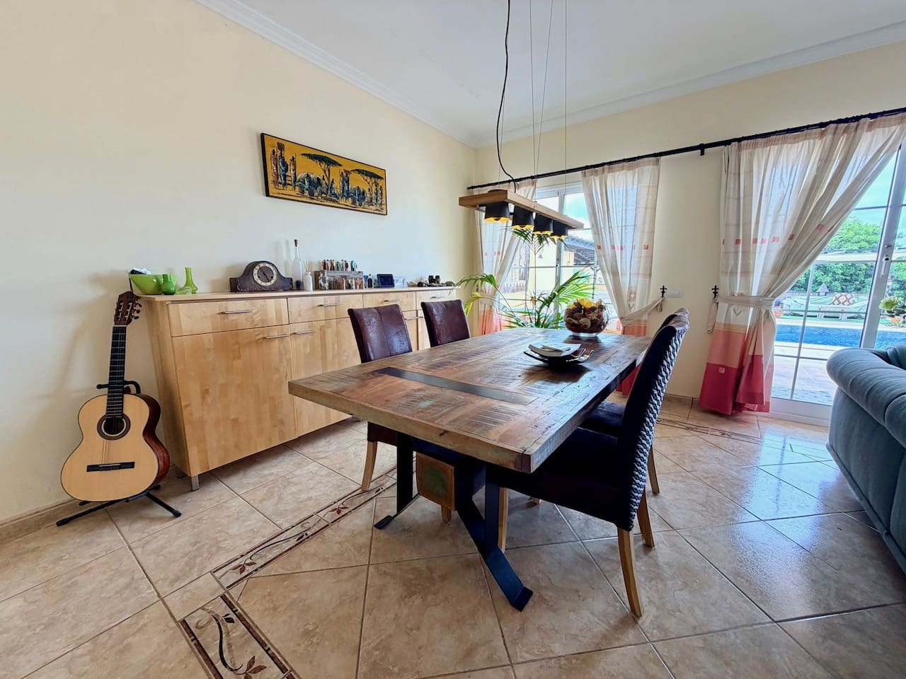 3 sypialnia Willa na sprzedaż w Triquivijate z basenem garażem - 570 000 € (Ref: 9769074)