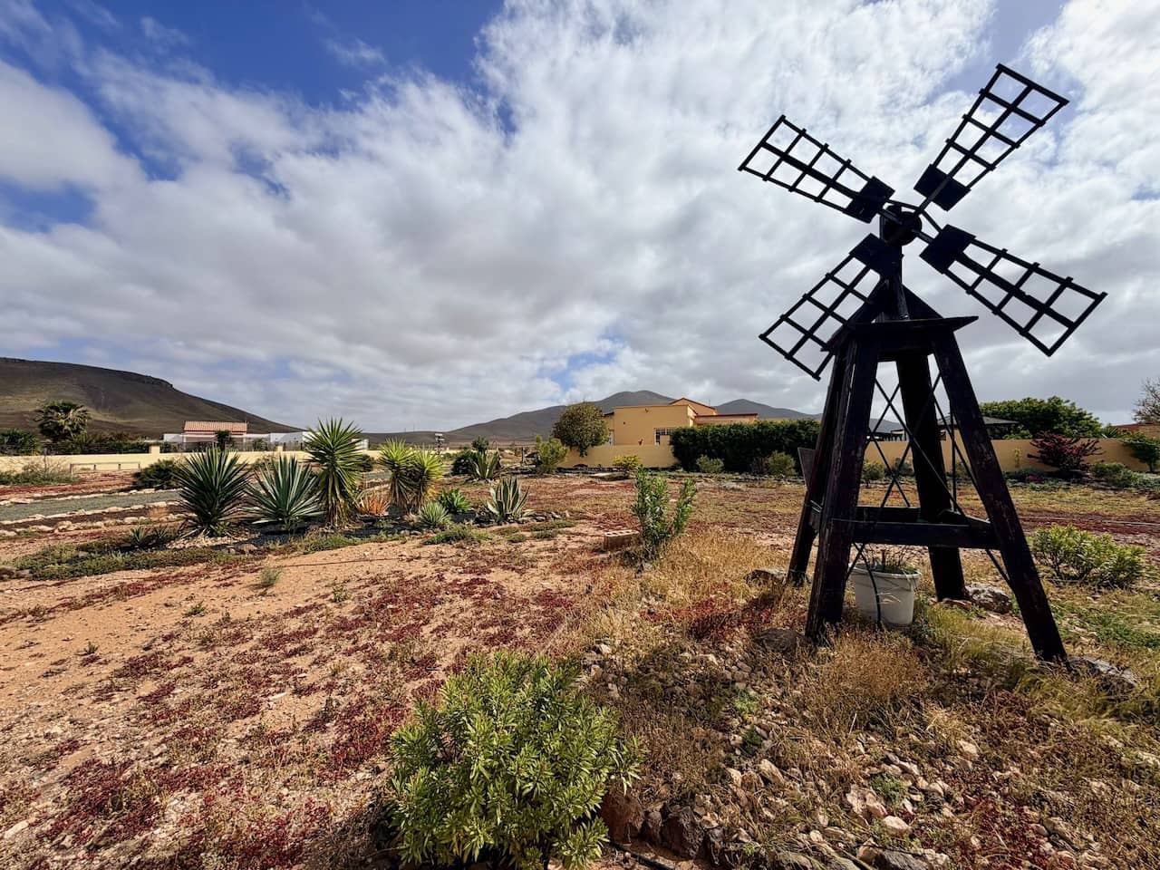 3 sypialnia Willa na sprzedaż w Triquivijate z basenem garażem - 570 000 € (Ref: 9769074)