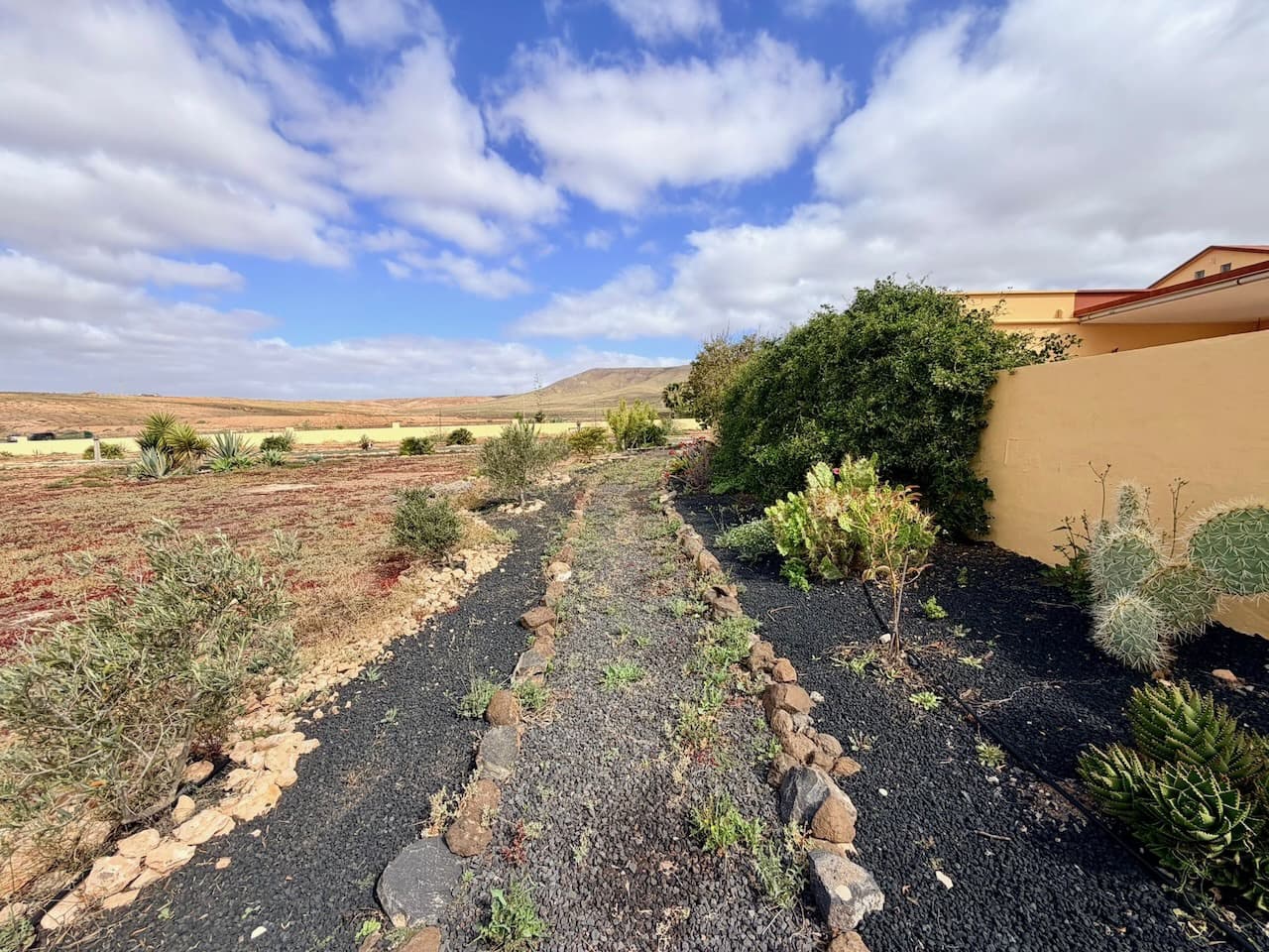 3 sypialnia Willa na sprzedaż w Triquivijate z basenem garażem - 570 000 € (Ref: 9769074)