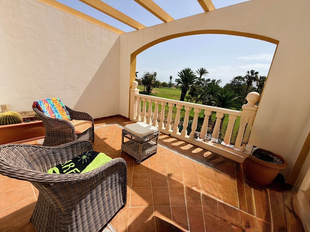 3 soverom Leilighet til salgs i Caleta de Fuste med svømmebasseng - € 297 000 (Ref: 9779128)