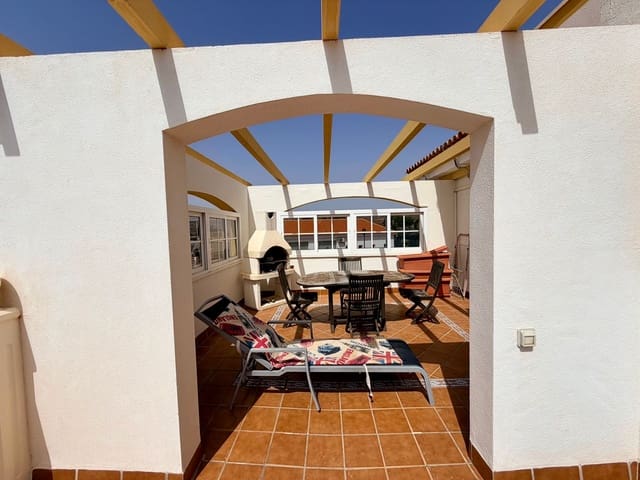 3 soverom Leilighet til salgs i Caleta de Fuste, Antigua med svømmebasseng - € 297 000 (Ref: 9779128)