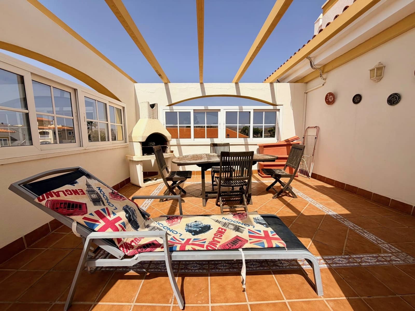 3 soverom Leilighet til salgs i Caleta de Fuste med svømmebasseng - € 297 000 (Ref: 9779128)