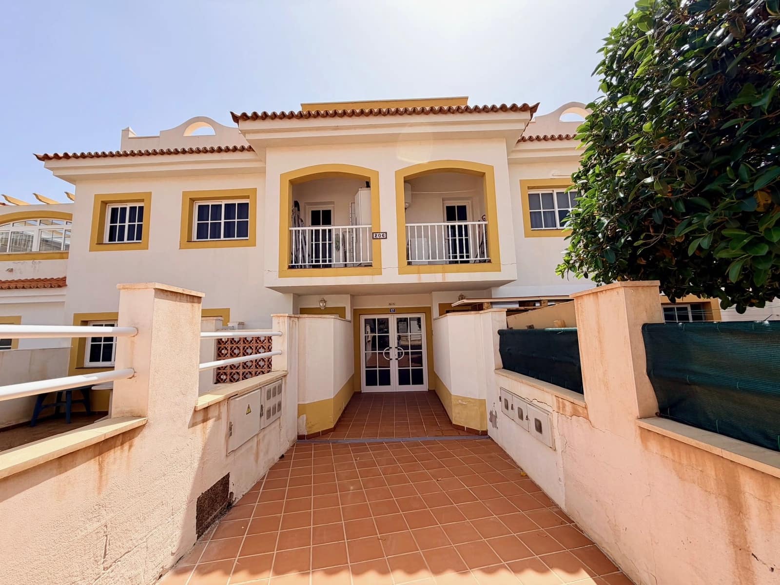 3 soverom Leilighet til salgs i Caleta de Fuste med svømmebasseng - € 297 000 (Ref: 9779128)