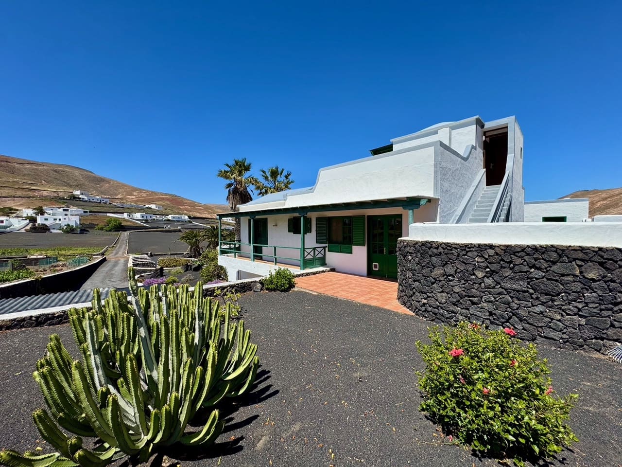 4 bedroom Finca/Country House for sale in Femes with garage - € 765,000 (Ref: 9781310)