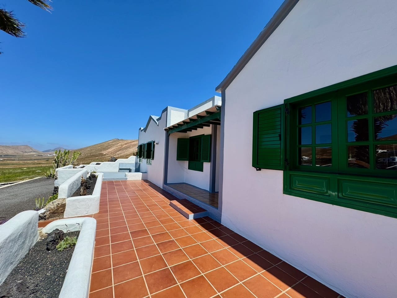 4 bedroom Finca/Country House for sale in Femes with garage - € 765,000 (Ref: 9781310)