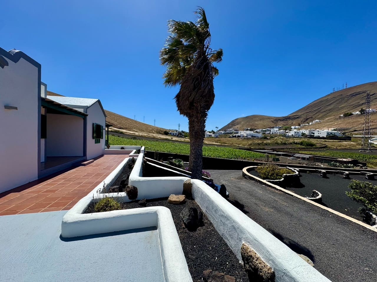 4 bedroom Finca/Country House for sale in Femes with garage - € 765,000 (Ref: 9781310)