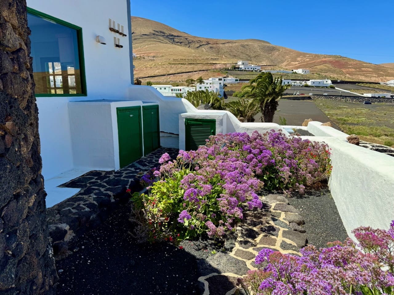 4 bedroom Finca/Country House for sale in Femes with garage - € 765,000 (Ref: 9781310)