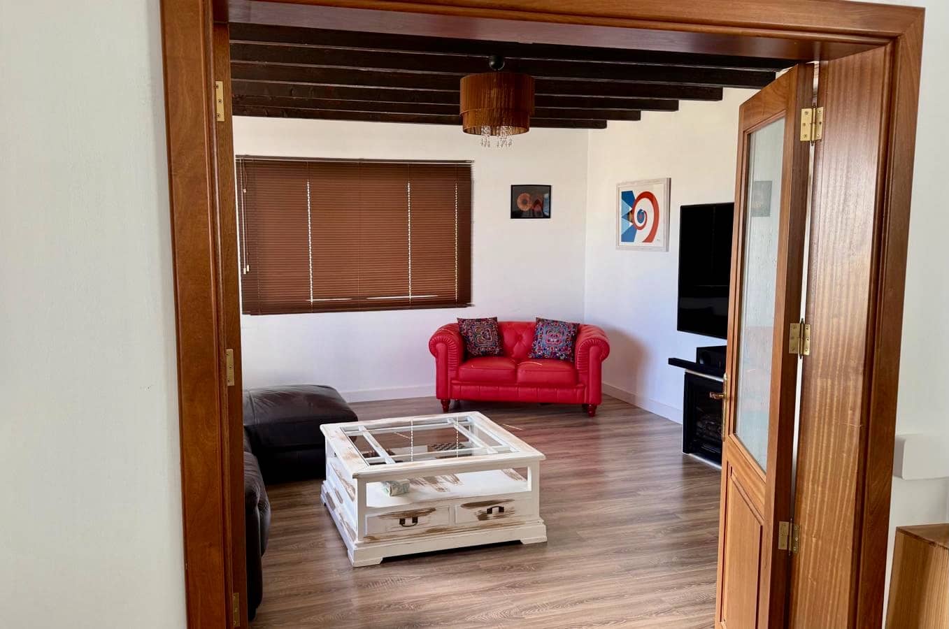 4 makuuhuone Huvila myytävänä paikassa Nazaret mukana uima-altaan 
autotalli - 625 000 € (Ref: 9783901)