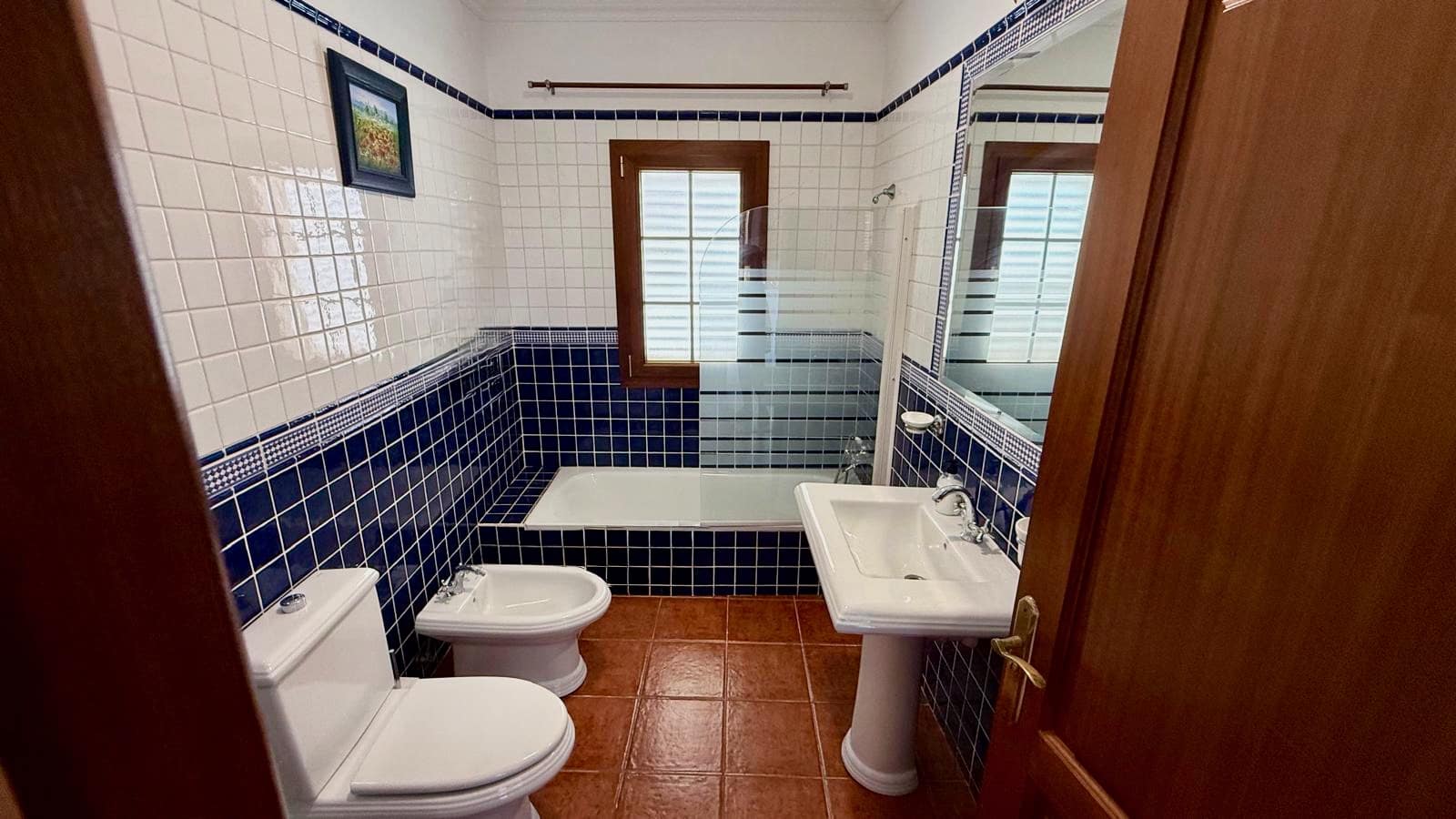 4 makuuhuone Huvila myytävänä paikassa Nazaret mukana uima-altaan 
autotalli - 625 000 € (Ref: 9783901)