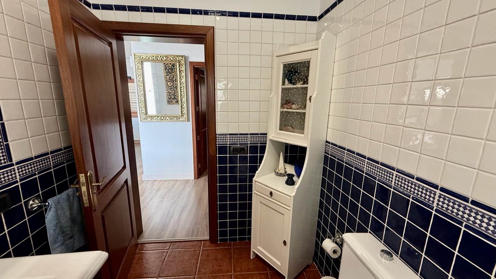 4 makuuhuone Huvila myytävänä paikassa Nazaret mukana uima-altaan 
autotalli - 625 000 € (Ref: 9783901)