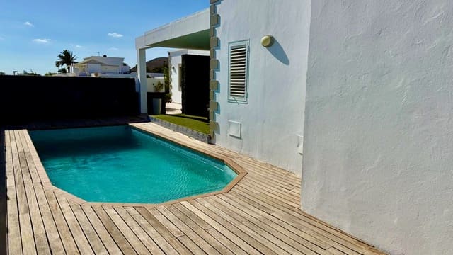 4 makuuhuone Huvila myytävänä paikassa Nazaret, Teguise mukana uima-altaan 
autotalli - 625 000 € (Ref: 9783901)