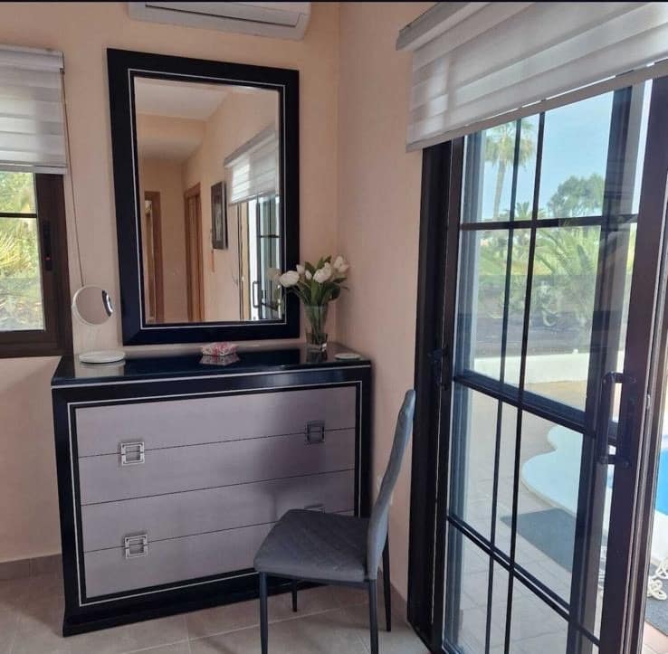 3 soverom Villa til salgs i Caleta de Fuste med svømmebasseng garasje - € 535 000 (Ref: 9793517)