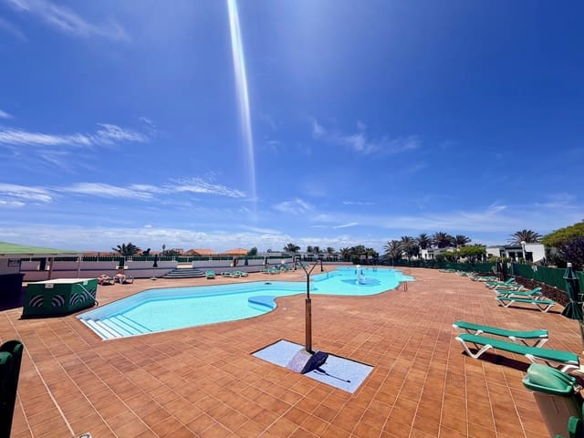 1 Zimmer Bungalow zu verkaufen in Costa de Antigua, Antigua - 140.000 € (Ref: 9793546)