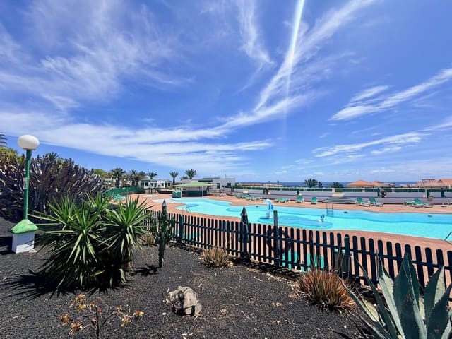 1 Zimmer Bungalow zu verkaufen in Costa de Antigua, Antigua - 140.000 € (Ref: 9793546)