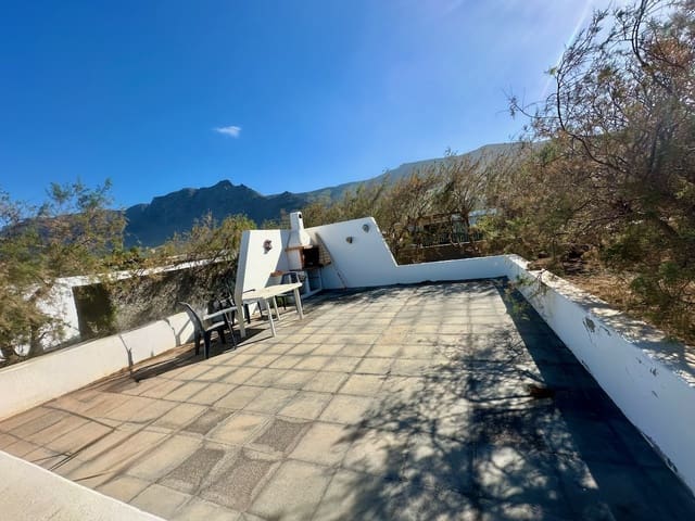 4 Zimmer Bungalow zu verkaufen in Caleta de Famara, Teguise mit Garage - 870.000 € (Ref: 9824084)