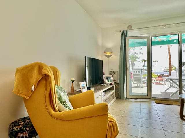 2 soverom Leilighet til salgs i Costa Teguise, Teguise med svømmebasseng - € 380 000 (Ref: 9850289)