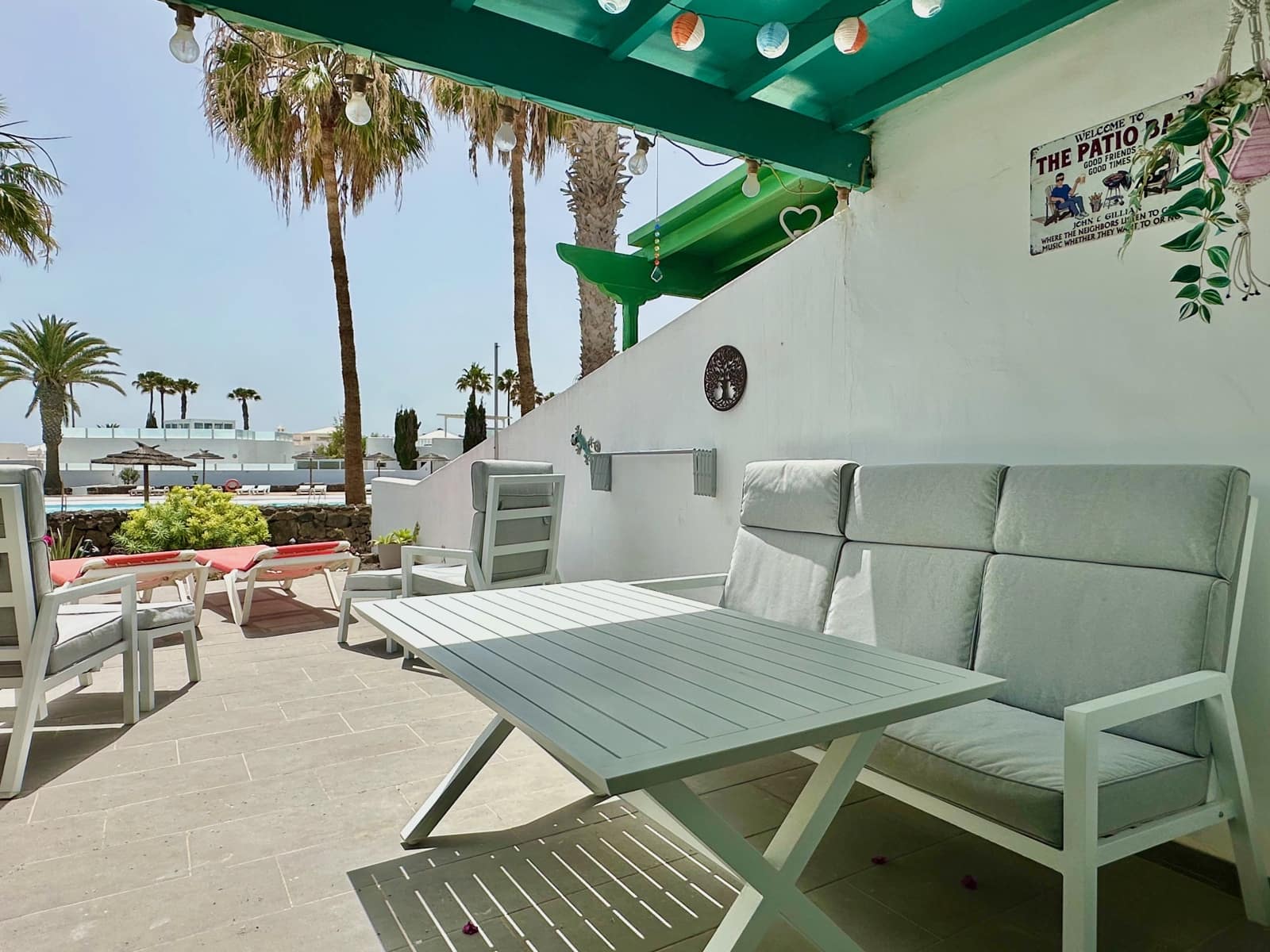 2 bedroom Apartment for sale in Costa Teguise with pool - € 380,000 (Ref: 9850289)