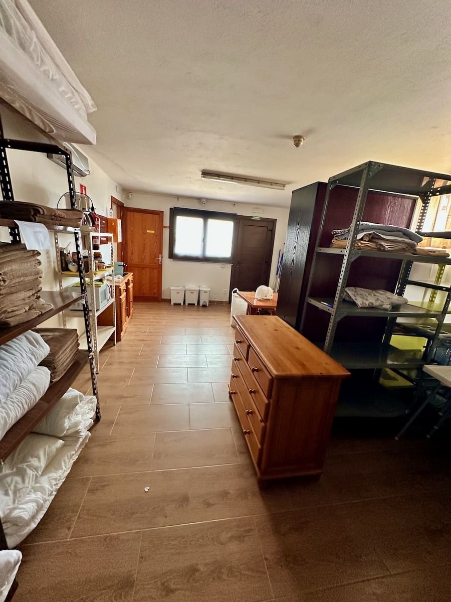 3 quarto Bungalow para venda em Caleta de Famara - 850 000 € (Ref: 9872564)