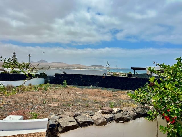 3 quarto Bungalow para venda em Caleta de Famara, Teguise - 850 000 € (Ref: 9872564)