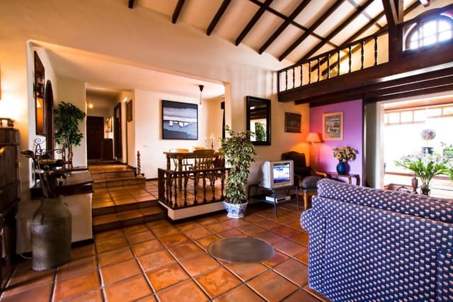7 soverom Villa til salgs i Tahiche, Teguise med svømmebasseng - € 1 530 000 (Ref: 9882569)