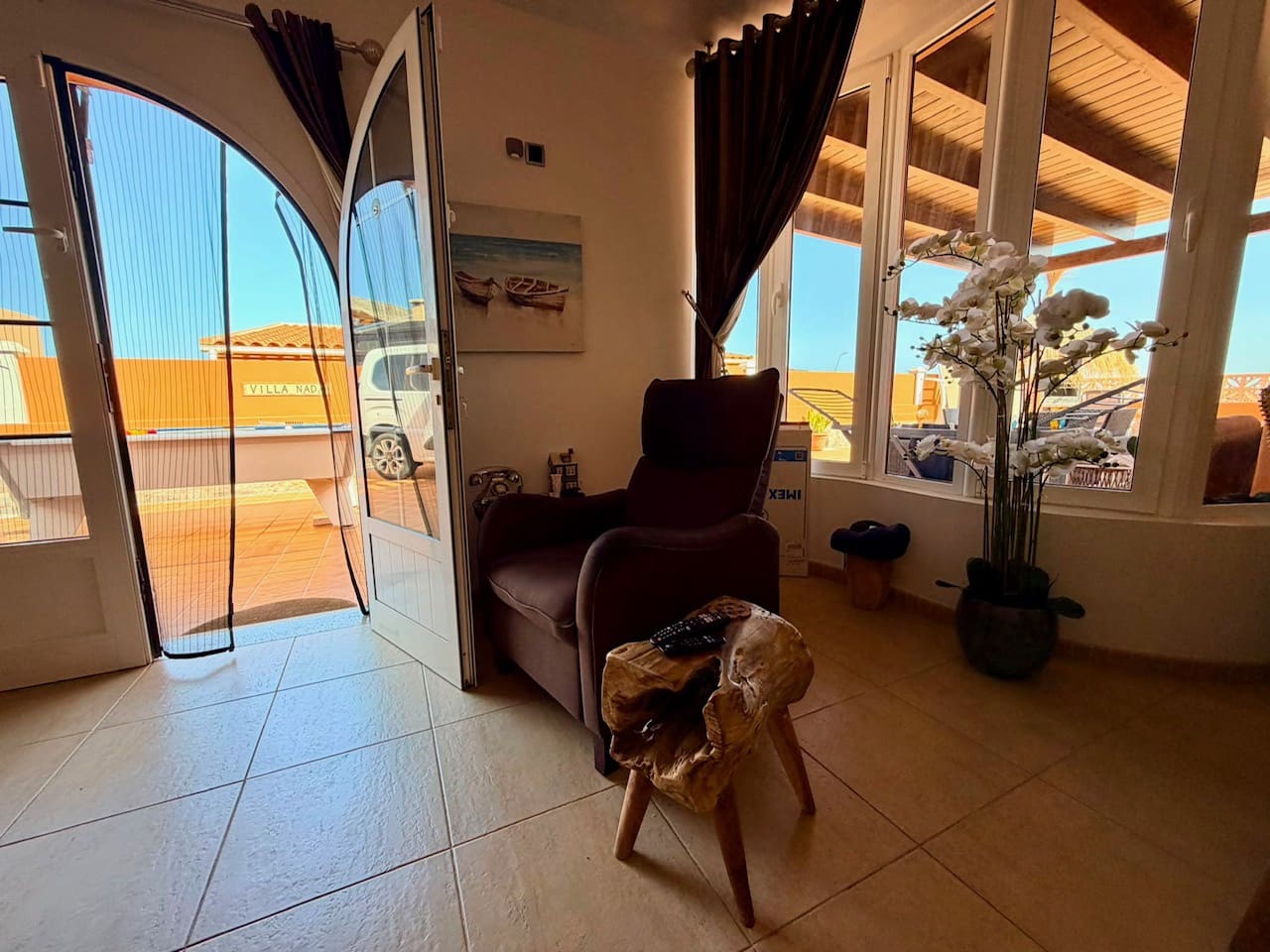 4 bedroom Villa for sale in Caleta de Fuste with pool garage - € 499,000 (Ref: 9897180)