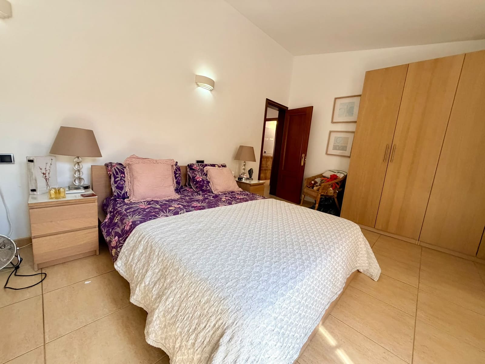 4 bedroom Villa for sale in Caleta de Fuste with pool garage - € 499,000 (Ref: 9897180)