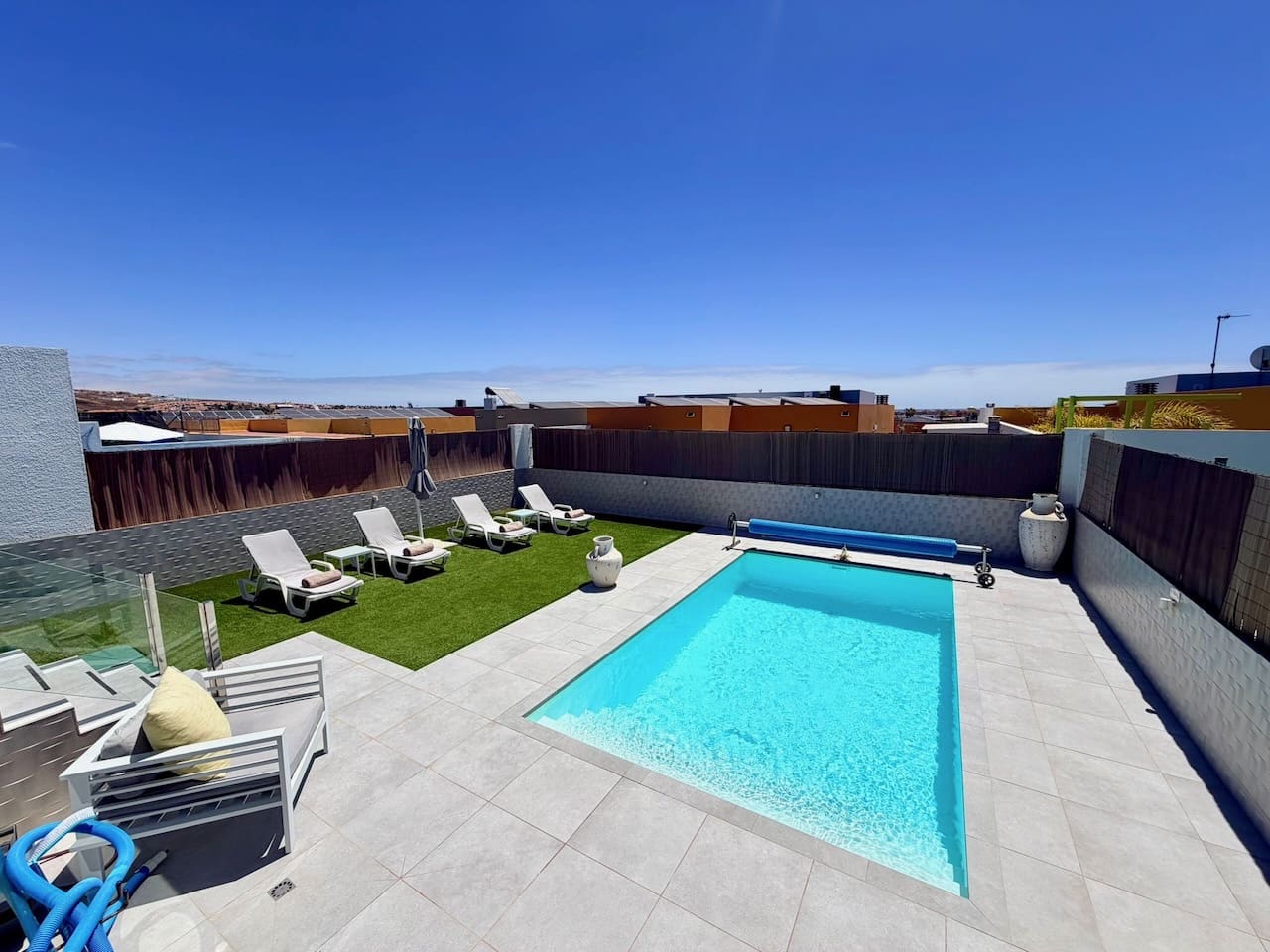 3 quarto Moradia para venda em Caleta de Fuste com piscina - 430 000 € (Ref: 9917509)