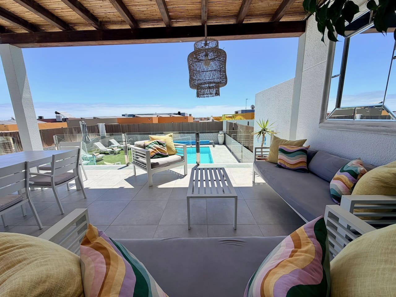 3 quarto Moradia para venda em Caleta de Fuste com piscina - 430 000 € (Ref: 9917509)