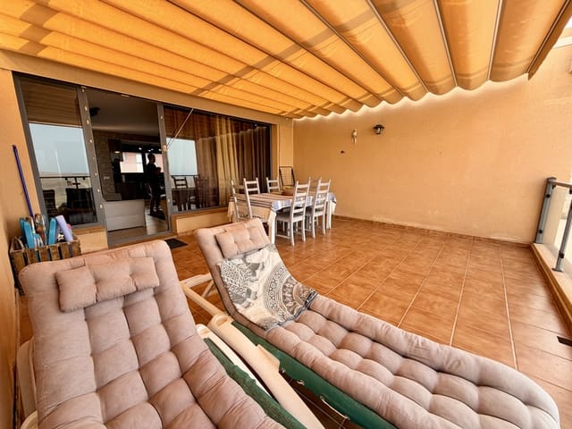 3 sypialnia Dom na sprzedaż w Caleta de Fuste, Antigua z basenem garażem - 315 000 € (Ref: 9944910)