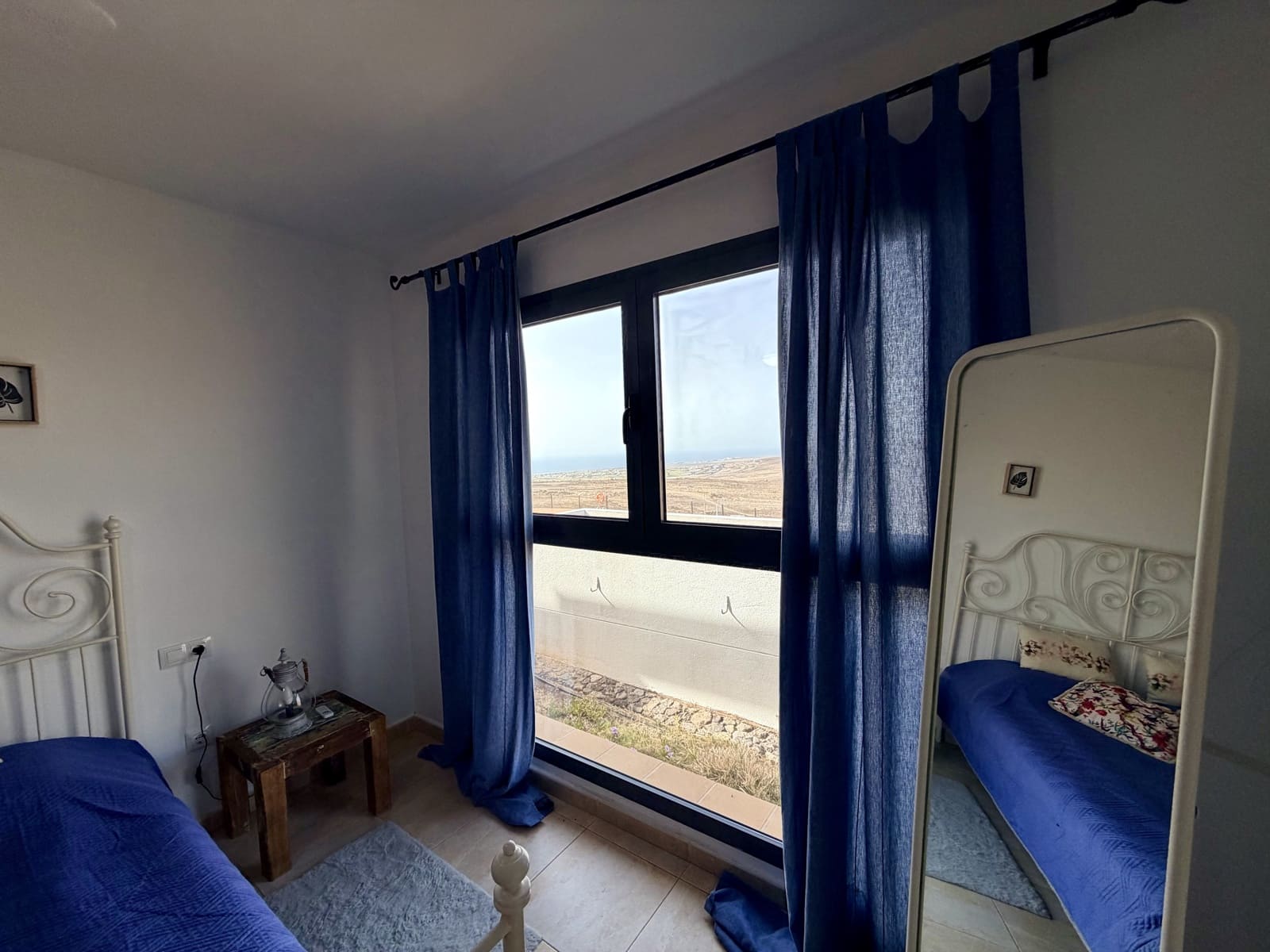 3 sypialnia Dom na sprzedaż w Caleta de Fuste z basenem garażem - 315 000 € (Ref: 9944910)