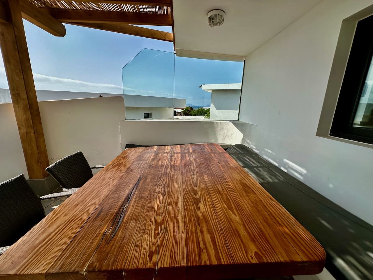 4 chambre Bungalow à vendre à Caleta de Famara - 1 050 000 € (Ref: 9946619)