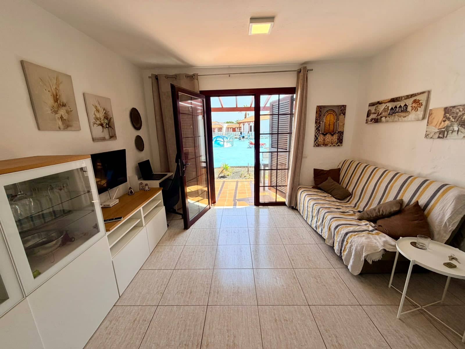 1 bedroom Bungalow for sale in Caleta de Fuste with pool - € 159,000 (Ref: 9956038)