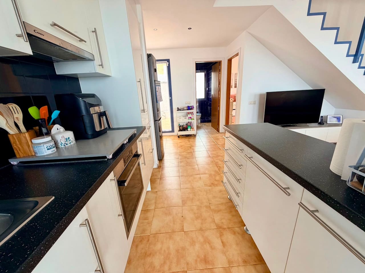 3 soverom Kjedet enebolig til salgs i Caleta de Fuste med svømmebasseng - € 269 000 (Ref: 9976408)