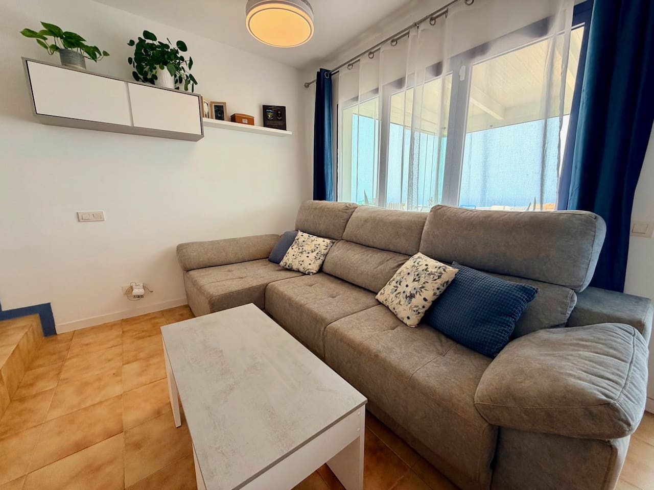 3 soverom Kjedet enebolig til salgs i Caleta de Fuste med svømmebasseng - € 269 000 (Ref: 9976408)