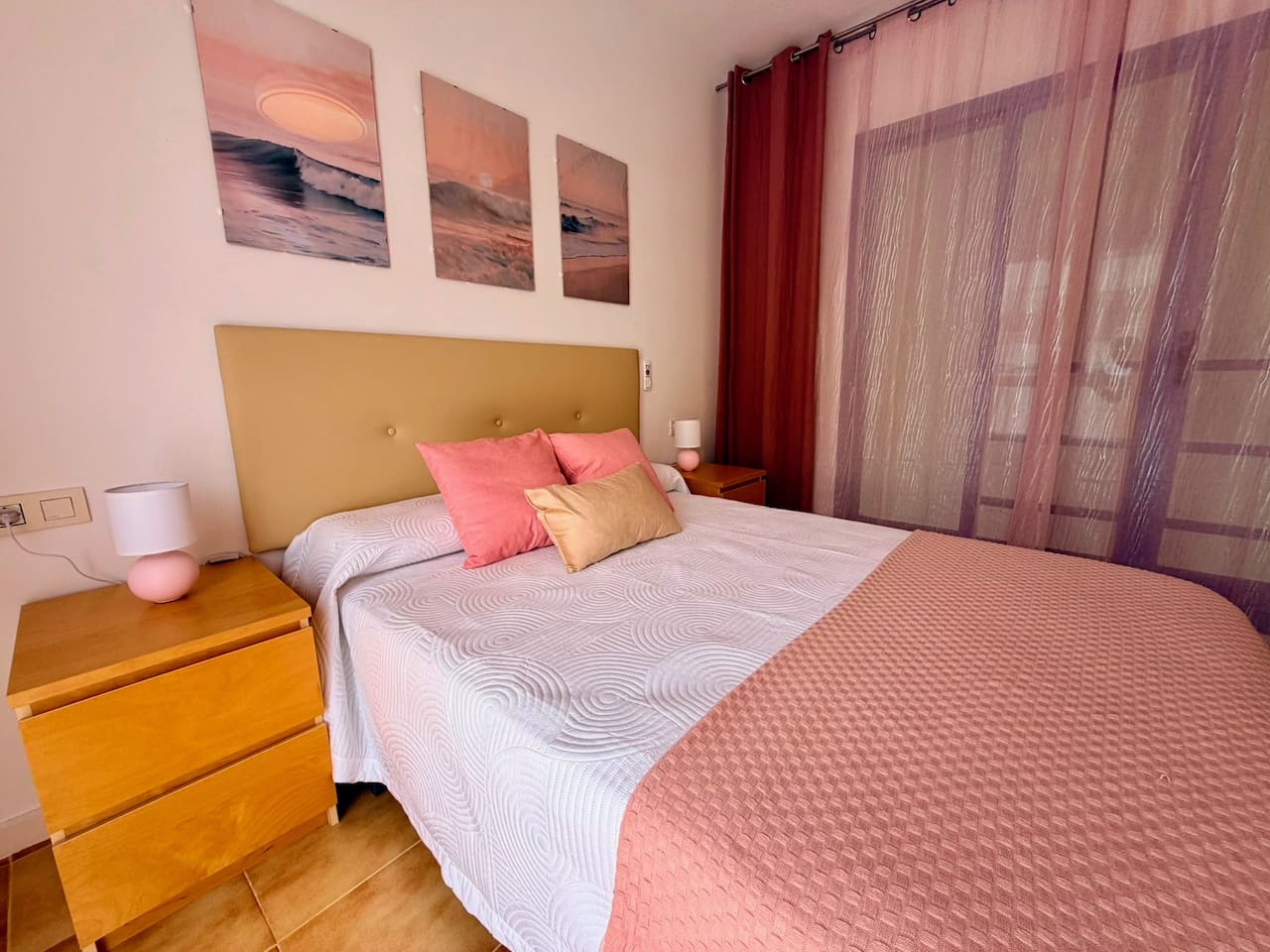 3 soverom Kjedet enebolig til salgs i Caleta de Fuste med svømmebasseng - € 269 000 (Ref: 9976408)